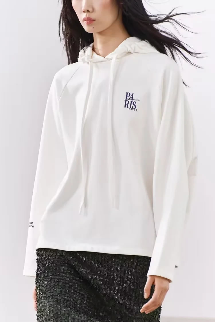 Fashion White Polyester Embroidered Hooded Sweatshirt,Hoodies