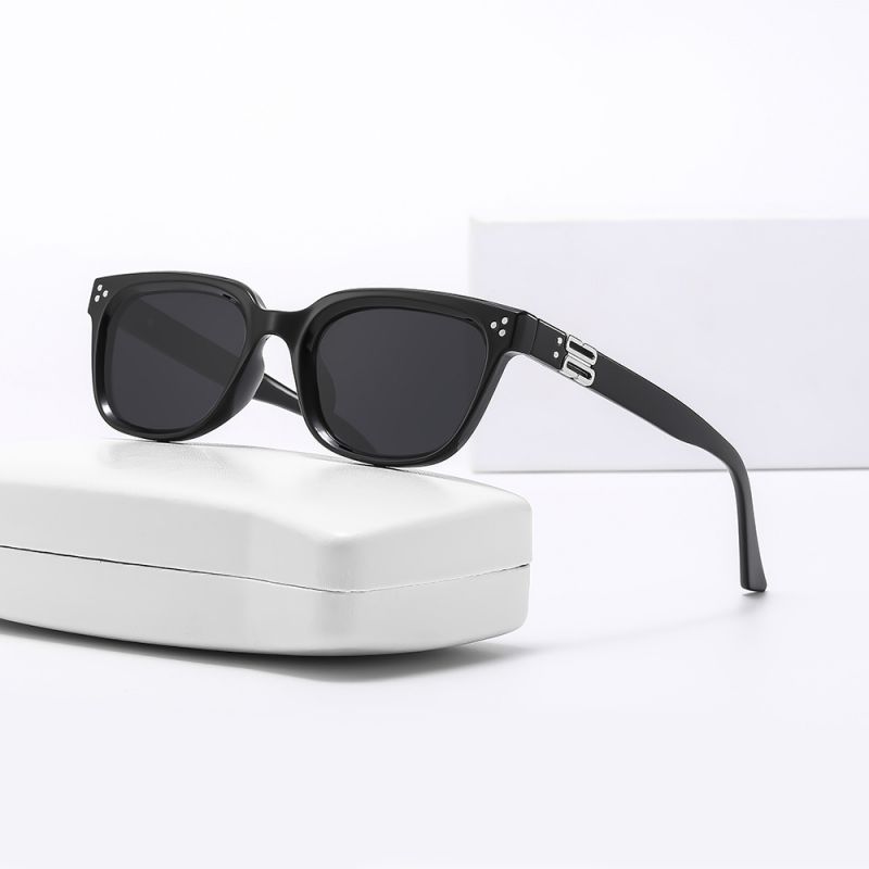 Fashion Gray Frame Gray Film (polarizer) Pc Small Frame Sunglasses,Women Sunglasses