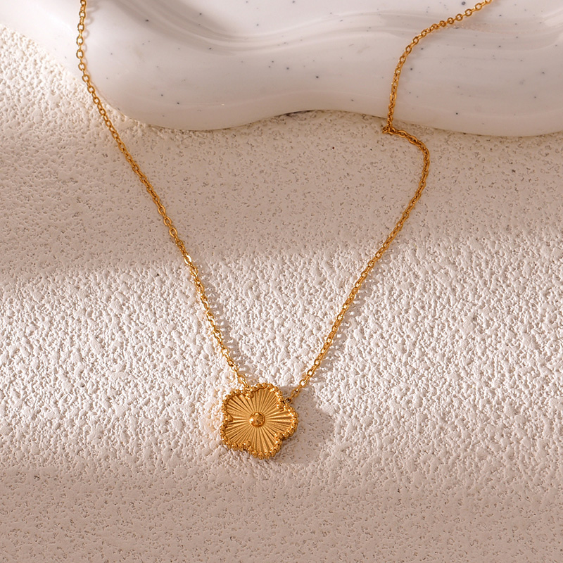 Fashion Gold Titanium Steel Flower Pendant Necklace,Necklaces