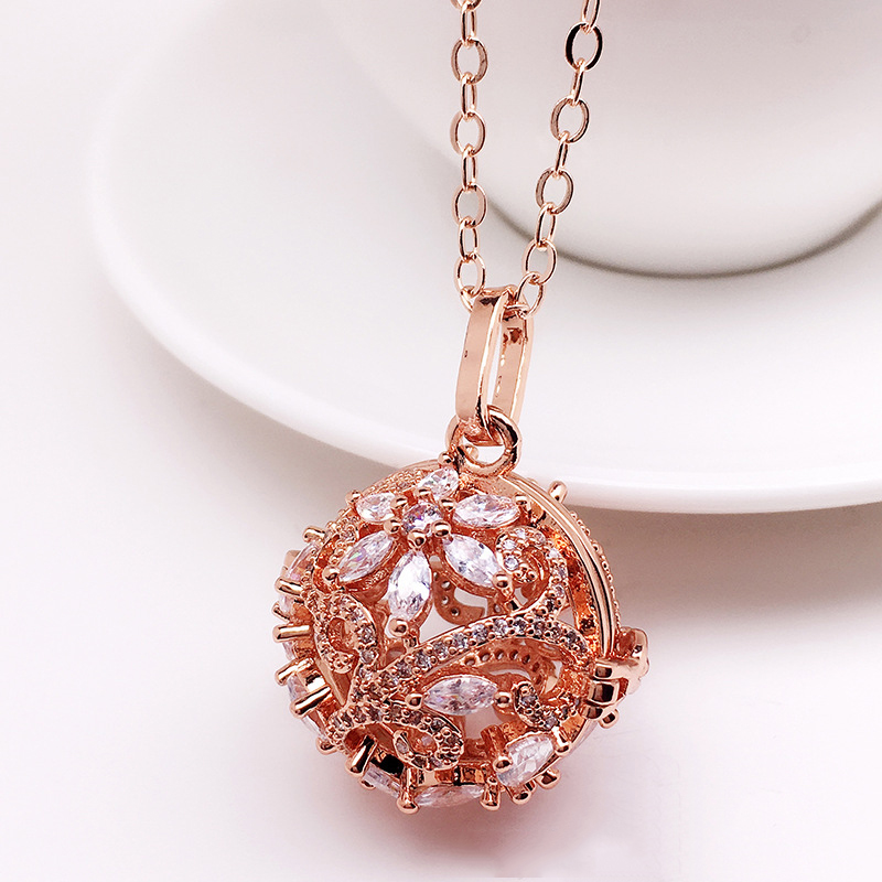 Fashion White K Pendant With Chain Gold-plated Copper And Diamond Geometric Hollow Necklace,Necklaces