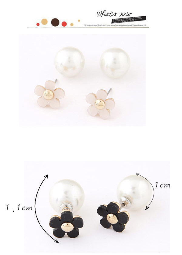 Revealing Black Flower Shape Decorated Simple Design,Stud Earrings