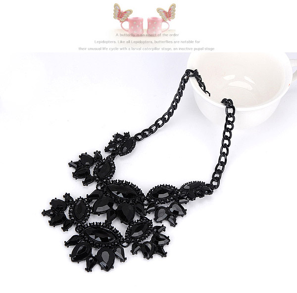 Charming Black Waterdrop Shape Decorated Simple Design,Bib Necklaces