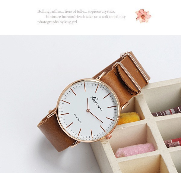 Elegant Brown Letter Pattern Simple Design Alloy Ladies Watches ,Ladies Watches