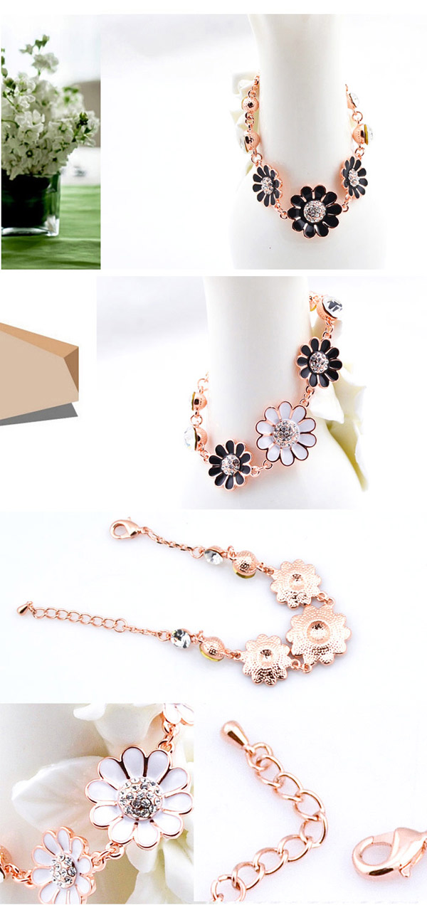 Sweet White+black Flower Decorated Simple Design  Alloy Fashion Bracelets,Fashion Bracelets
