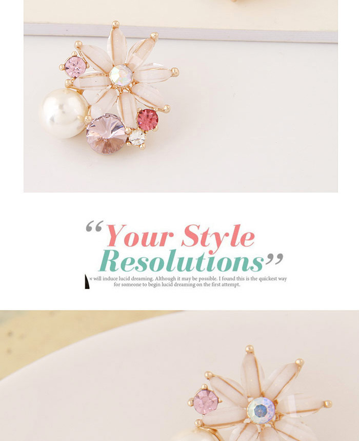 Fashion White Diamond Decorated Flower Shape Design,Stud Earrings