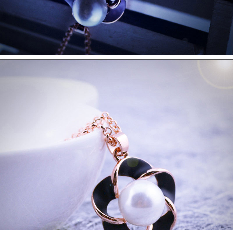 Fashion White Flower Shape Pendant Decorated Simple Design Alloy Pendants,Pendants