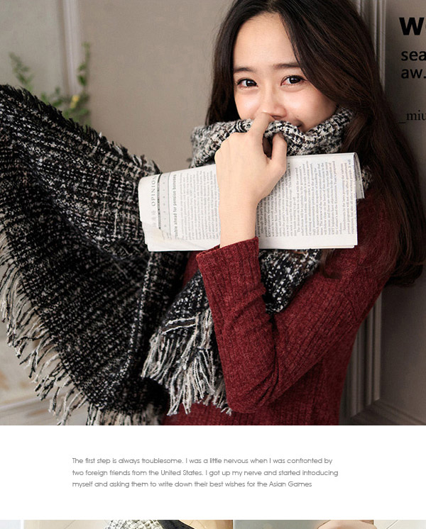 Fashion Black Gradient Ramp Pattern Tassel Design,knitting Wool Scaves