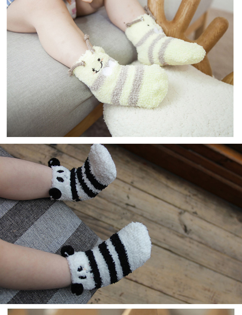 Lovely Light Yellow Cartoon Bee Pattern Decorated Simple Design For Kids,Fashion Socks