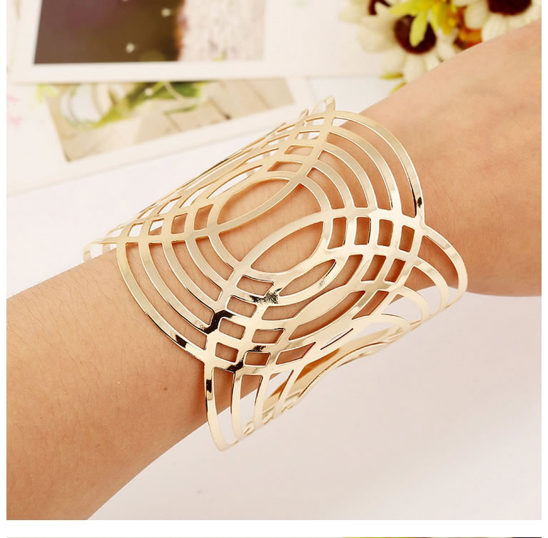 Trending Silver Color Circle Pattern Hollow Out Opening Design,Fashion Bangles