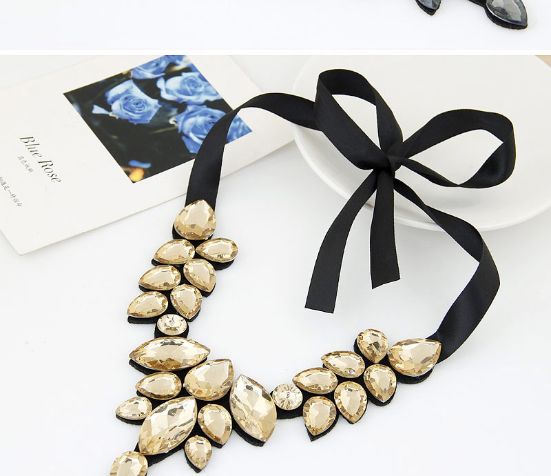 Trendy White Water Drop Shape Gemstone Decorated Short Chain Necklace,Thin Scaves