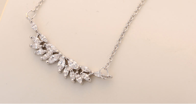 Sweet Silver Color Oval Diamond Decorated Pure Color Simple Necklace,Chains