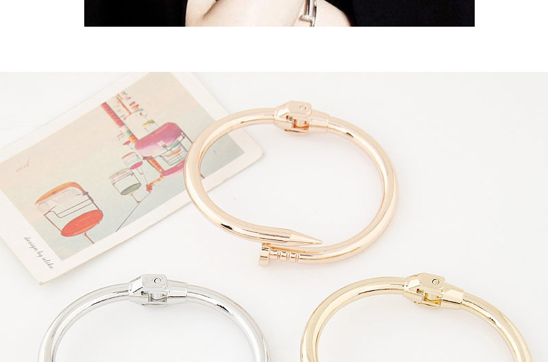 Exaggerated Gold Color Pure Color Decorated Nail Shape Design Bracelet,Fashion Bangles