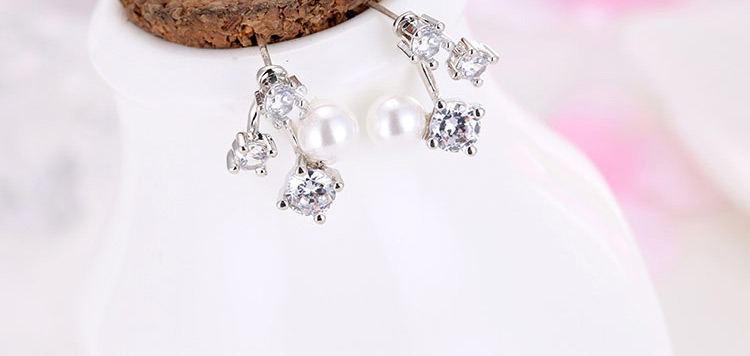 Sweet Silver Color Diamond&pearl Ball Shape Decorated Simple Earring,Stud Earrings