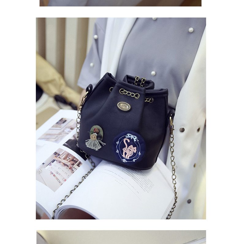 Fashion Black Badge Pattern Decorated Bucket Shape Design Shoulder Bag,Shoulder bags