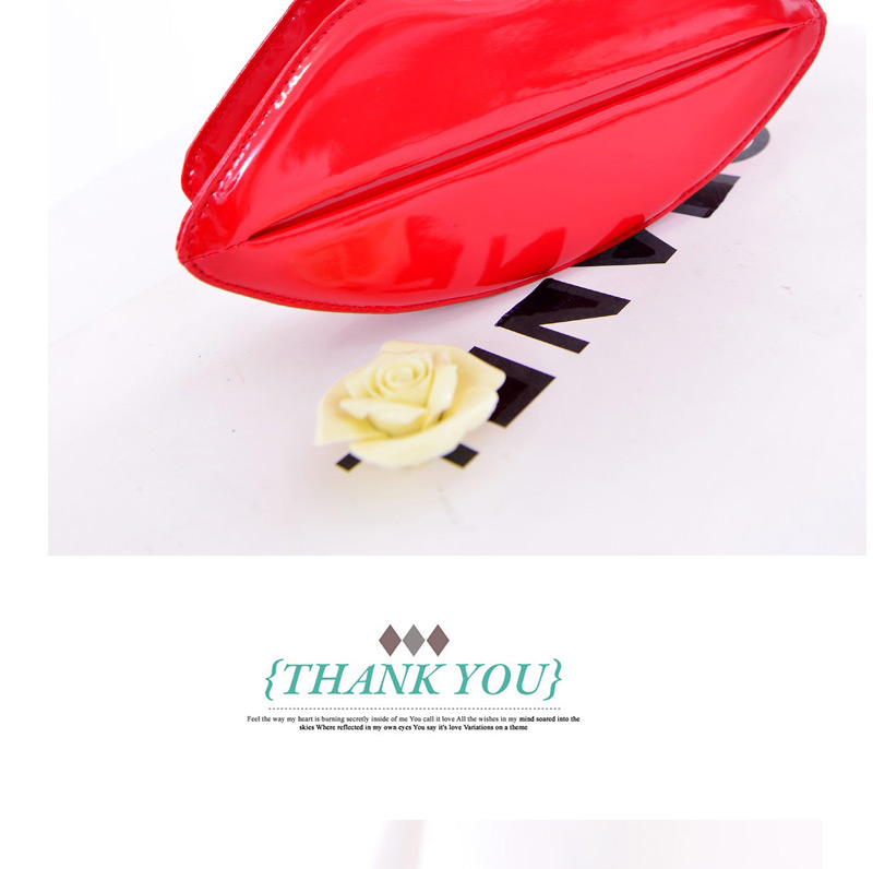 Sweet Plum Red Lip Shape Decorated Pure Color Shoulder Bag,Messenger bags