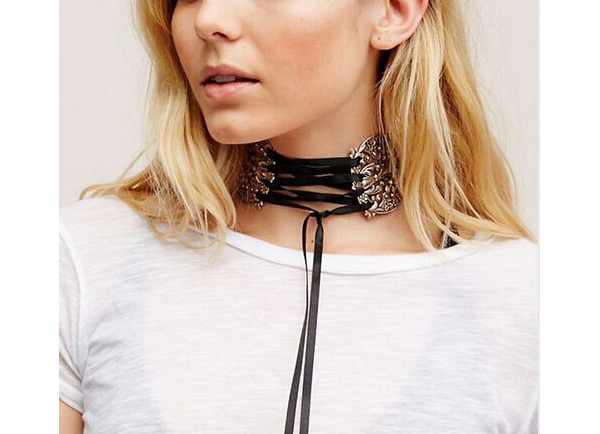 Retro Black Metal Decorated Multilayer Simple Necklace,Chokers