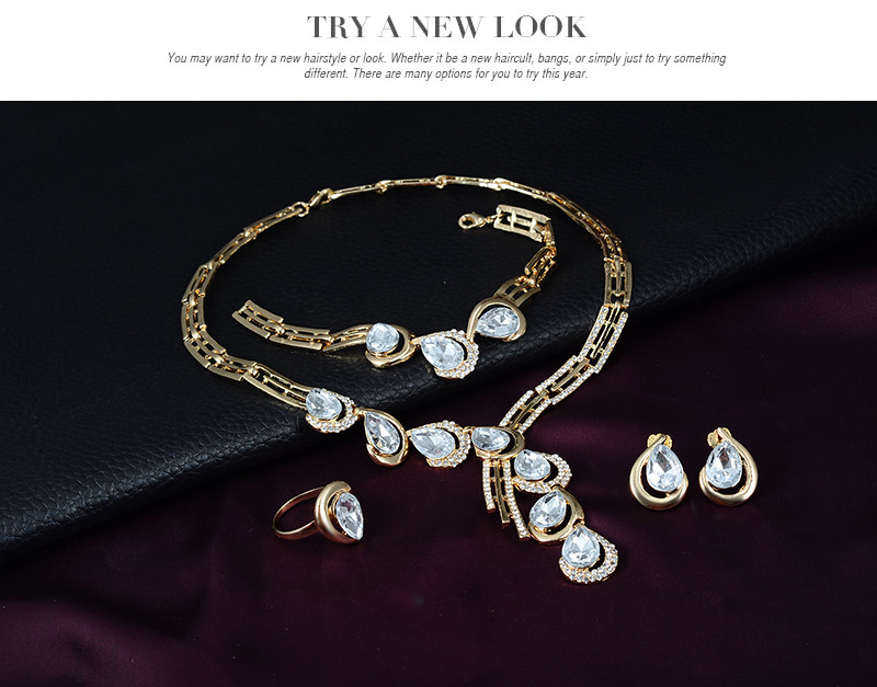 Fashion Gold Color Oval Shape Diamond Decorated Short Chain Jewelry Sets,Jewelry Sets