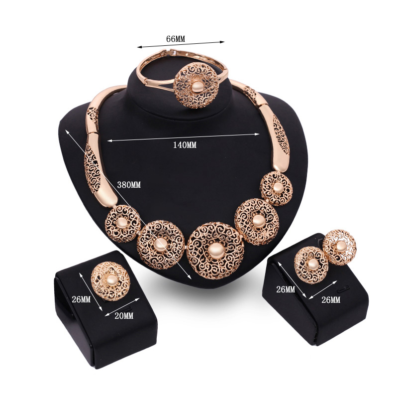 Retro Gold Color Hollow Out Round Shape Pendant Decorated Simple Jewelry Sets,Jewelry Sets
