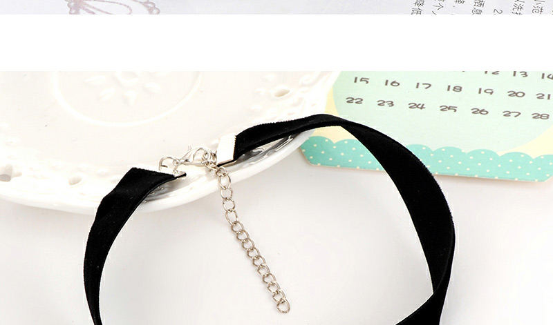 Sweet Black Pure Color Decorated Simple Design Choker,Chokers