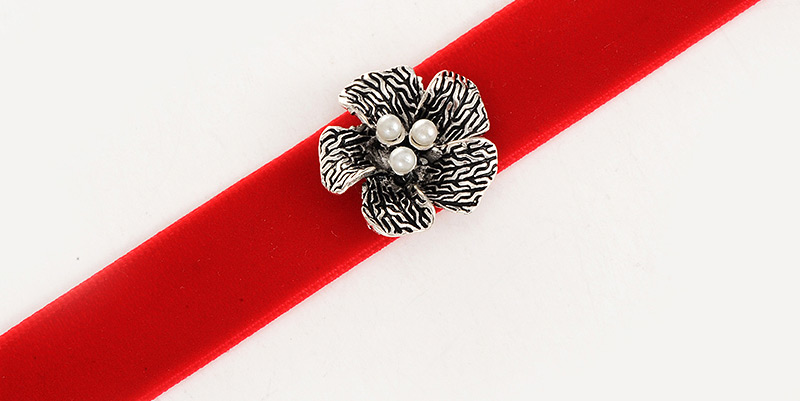 Elegant Red Flower Shape Decorated Simple Design Choker,Chokers
