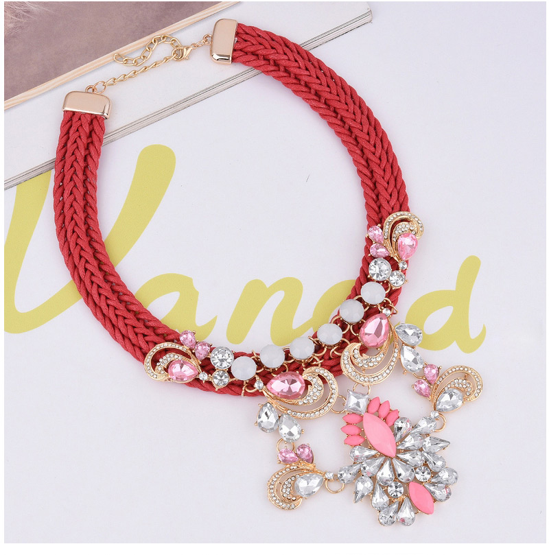 Exaggerate Pink Geometric Shape Diamond Decorated Hand-woven Short Chain Necklace,Multi Strand Necklaces
