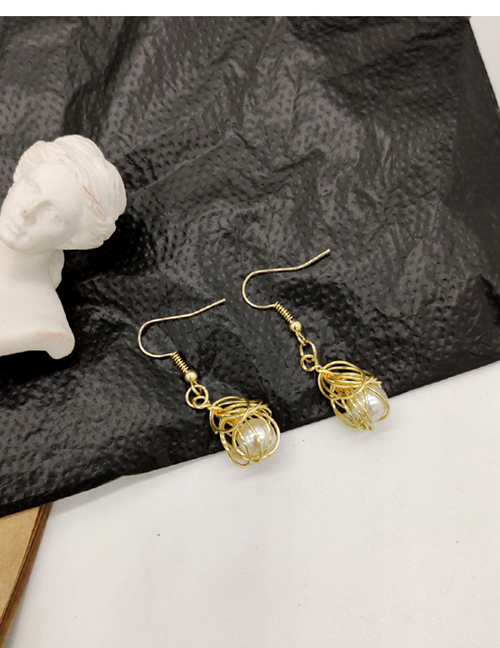 Fashion Gold Metal Hollow Drop Pearl Earrings
