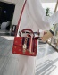 Fashion Red Embroidered Bow Shoulder Bag