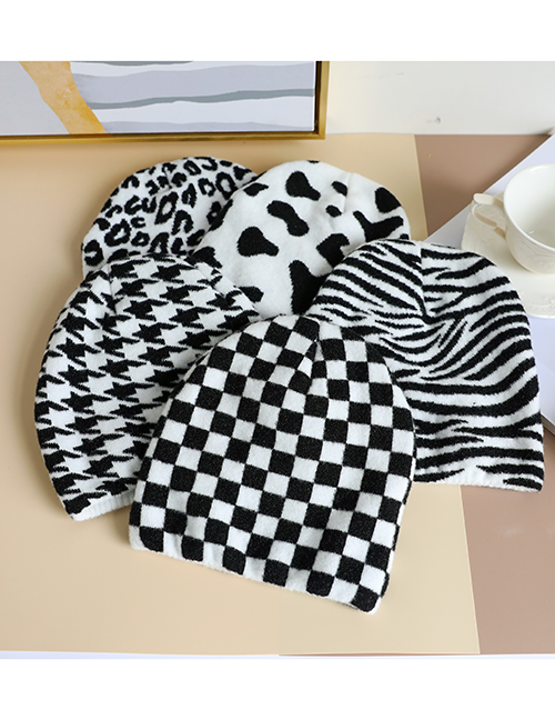 Fashion Zebra Pattern Knitted Geometric Pattern Hat