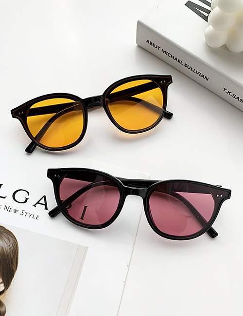 Fashion Black Frame Red Lens Resin Round Sunglasses