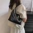 Fashion Black Pu Embroidery Flap Crossbody Bag