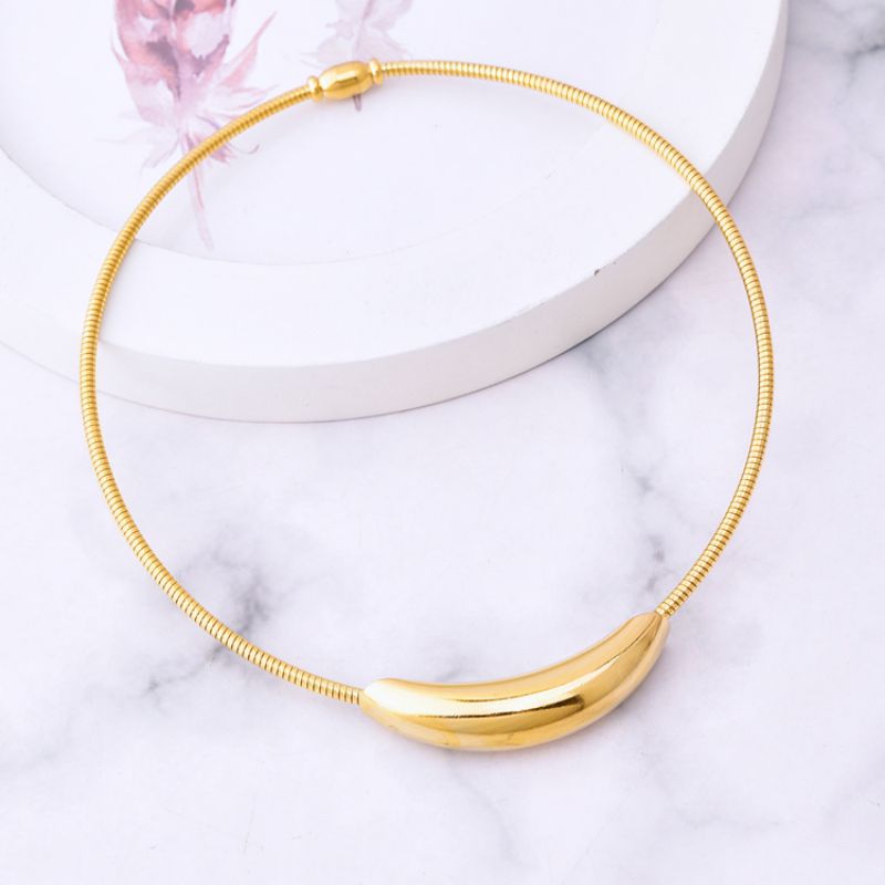 Fashion Gold Titanium Steel Geometric Curved Necklace