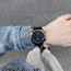 Fashion Blue Ribbon Metal Round Dial Men's Watch (with Electronics)