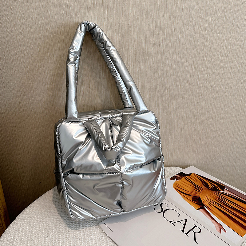 Fashion Silver Cotton-filled Checkered Shoulder Bag