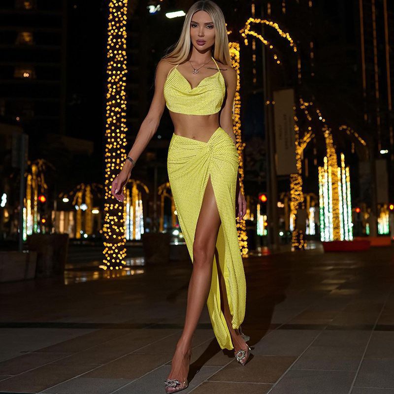 Fashion Yellow Polyester Pleated Suspender Slit Skirt Suit