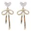 Fashion Gold (real Gold Plating) Copper Geometric Flower Pearl Earrings