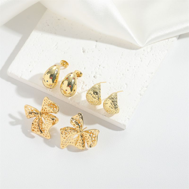 Fashion Concave And Convex Models Gold-plated Copper Geometric Round Earrings