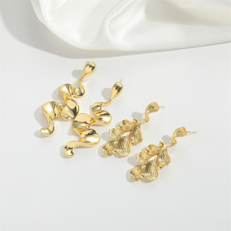 Fashion Water Drop Leaves Copper Geometric Earrings