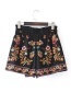 Fahsion Multi-color Embroidery Flower Decorated Shorts