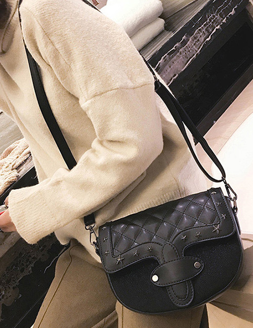 Trendy Coffee Star&rivet Decorated Shoulder Bag