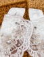 Elegant White Flower Shape Decorated Lace Fake Collar