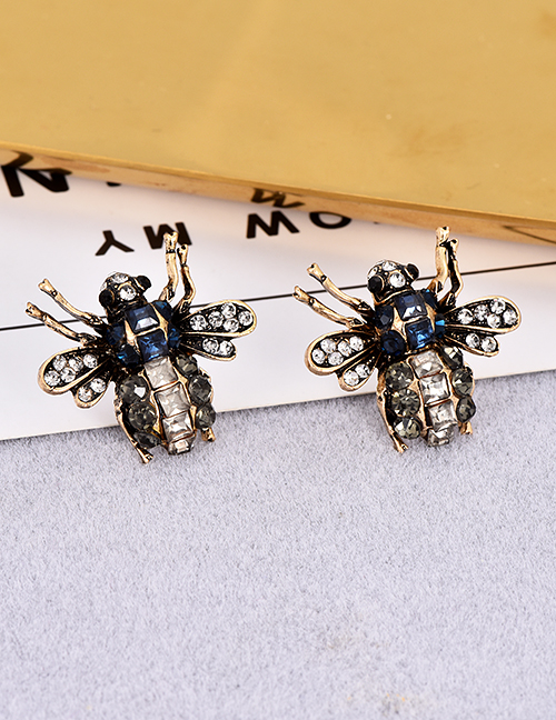 Fashion Black Full Diamond Design Insect Shape Earrings