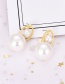 Fashion Gold Alloy Pearl Stud Earrings