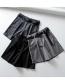 Fashion Black Pleated Belt Stitching A Shorts